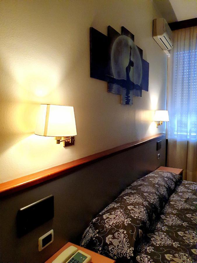 H&L Hotel Cinisello Balsamo Luaran gambar