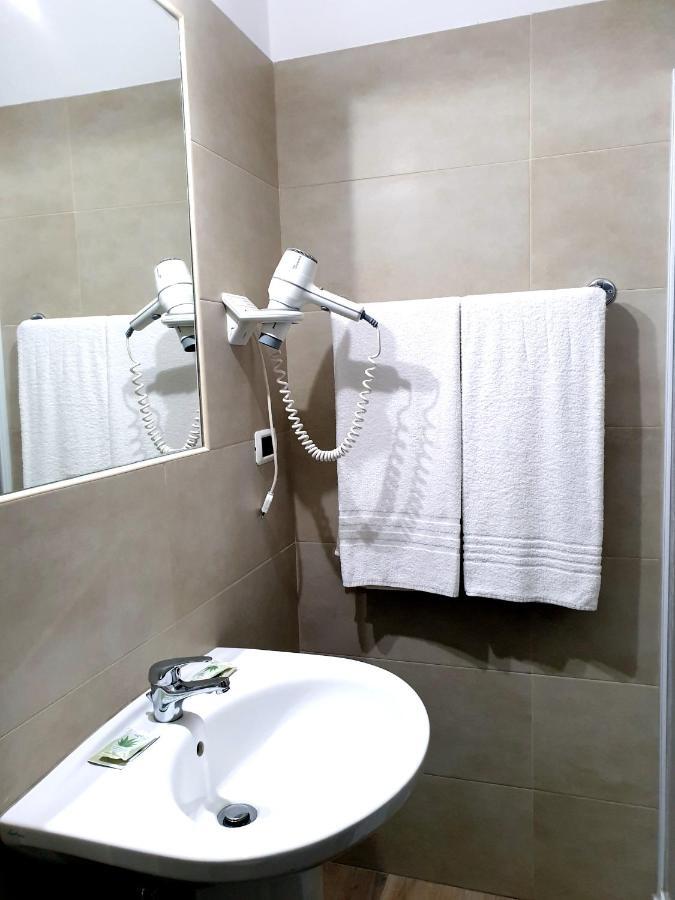 H&L Hotel Cinisello Balsamo Luaran gambar