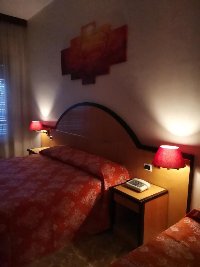 H&L Hotel Cinisello Balsamo Luaran gambar