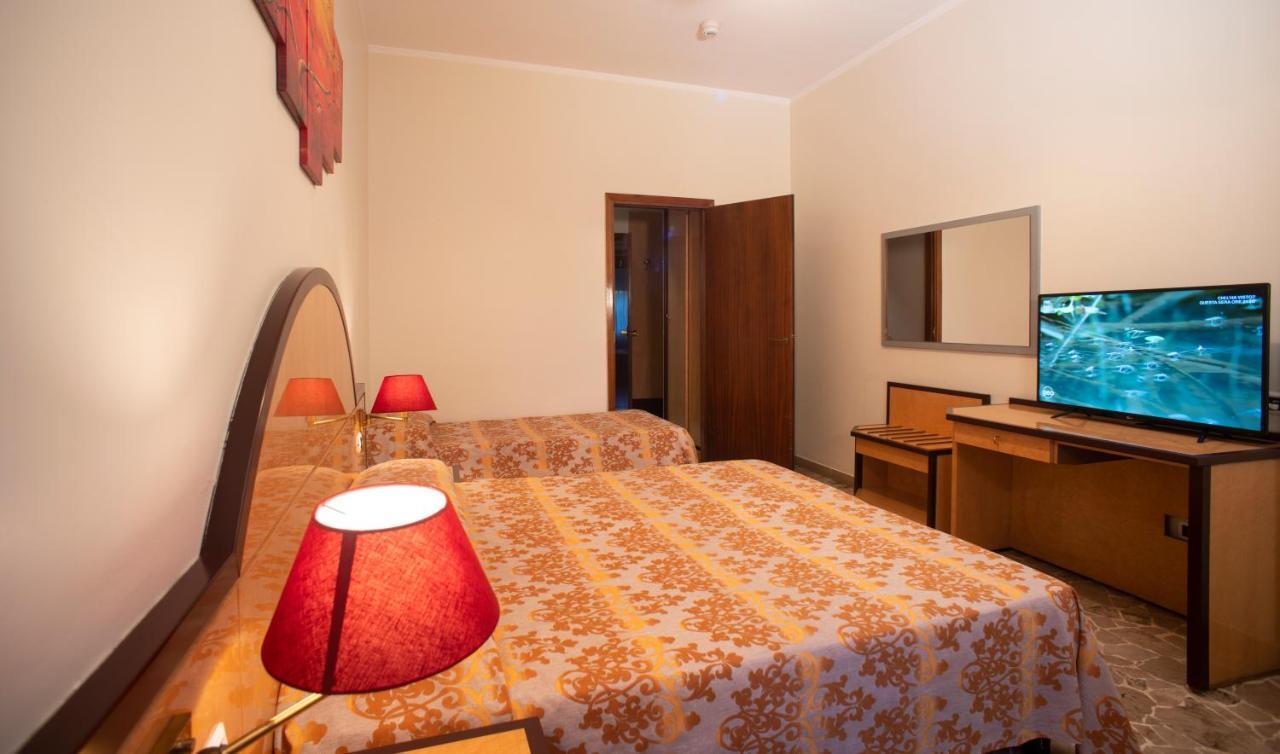 H&L Hotel Cinisello Balsamo Luaran gambar